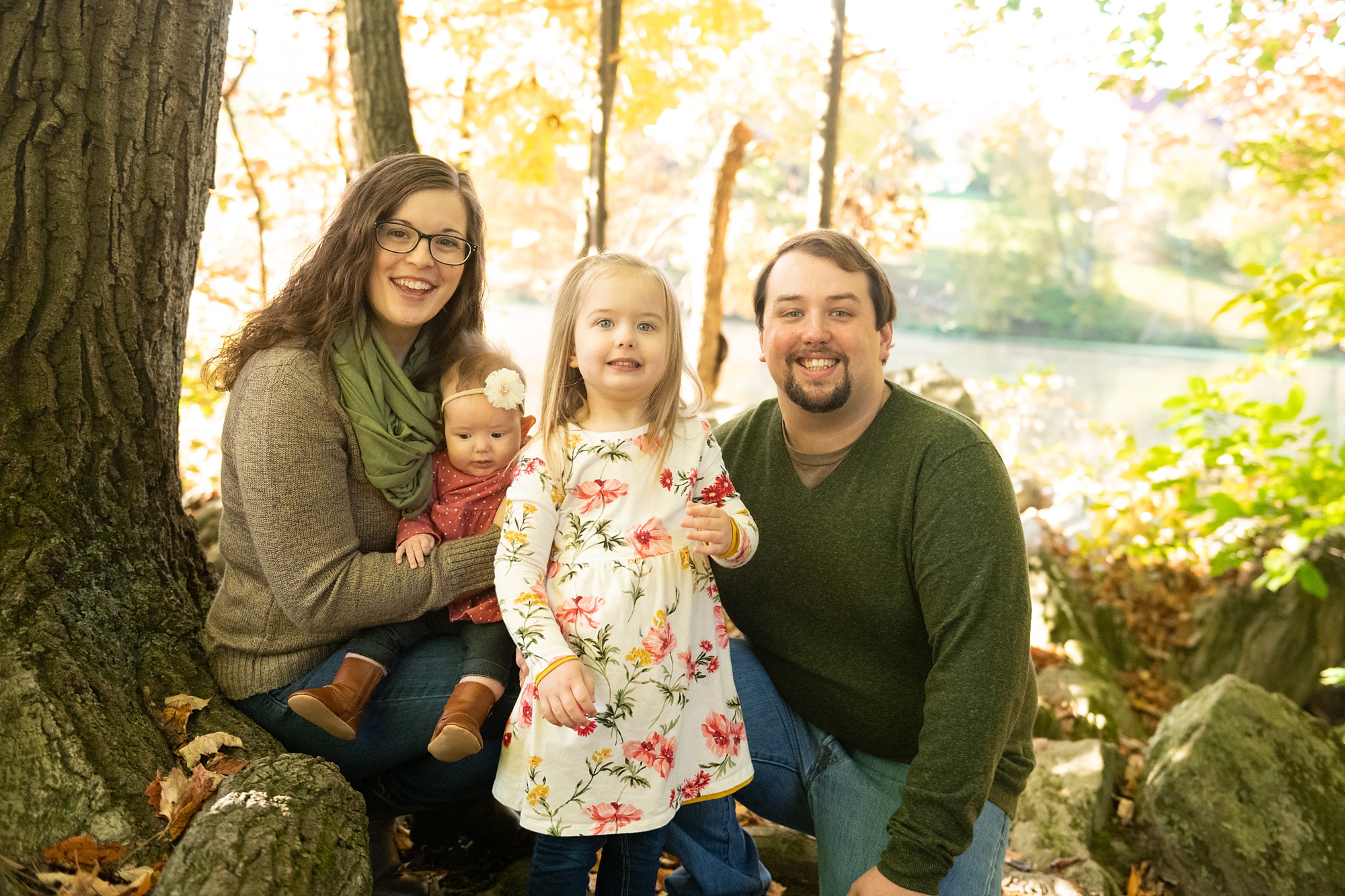 family photos along Lake Linganore with Wendy Zook
