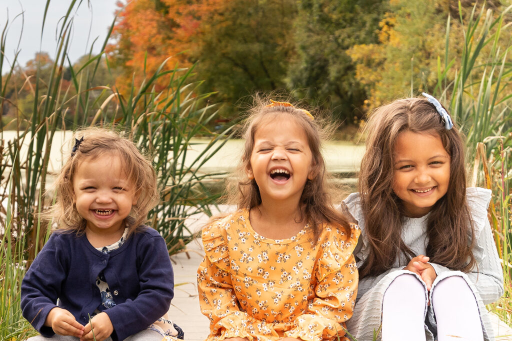 Scenic outdoor setting for relaxed family photo session